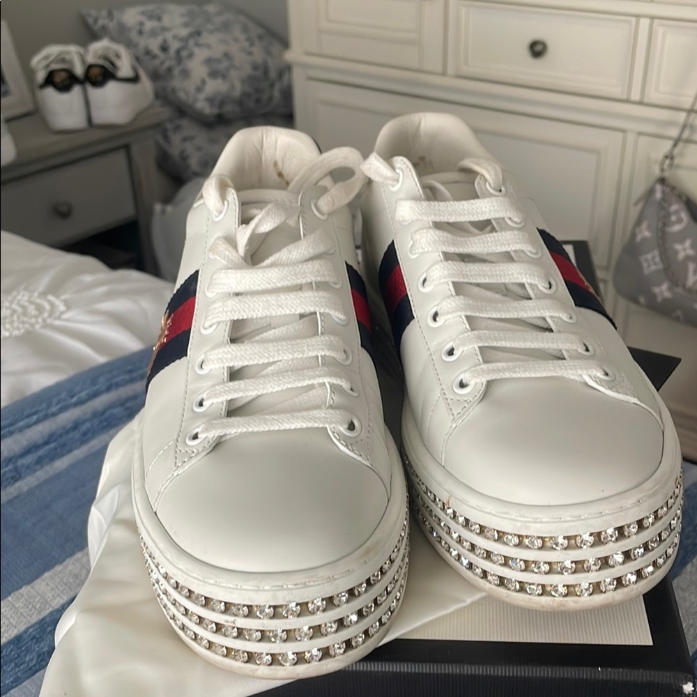 Gucci White Leather Sneakers with Red and Blue Heel Tabs - Picture 3 of 5